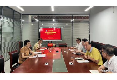 我校召开审核评估督查组第三次工作例会