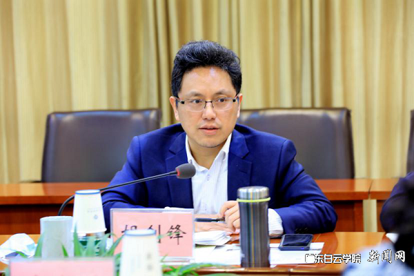 胡剑锋副总裁讲话.png